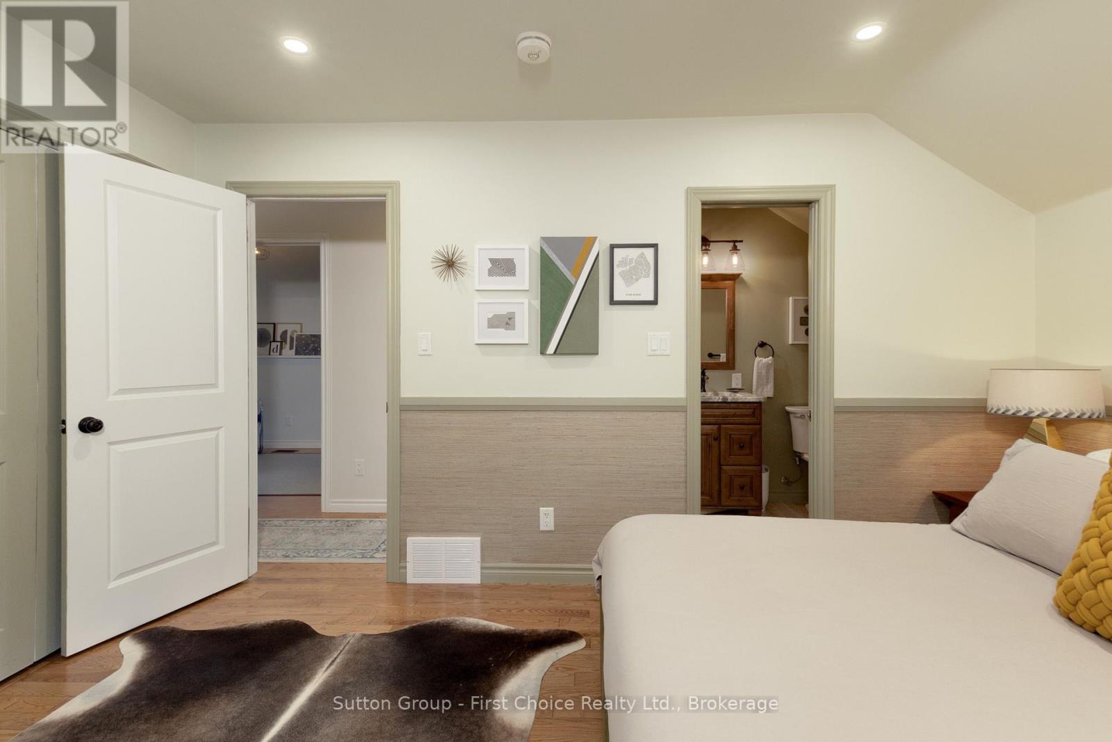 293 WELLINGTON STREET S - Image 24