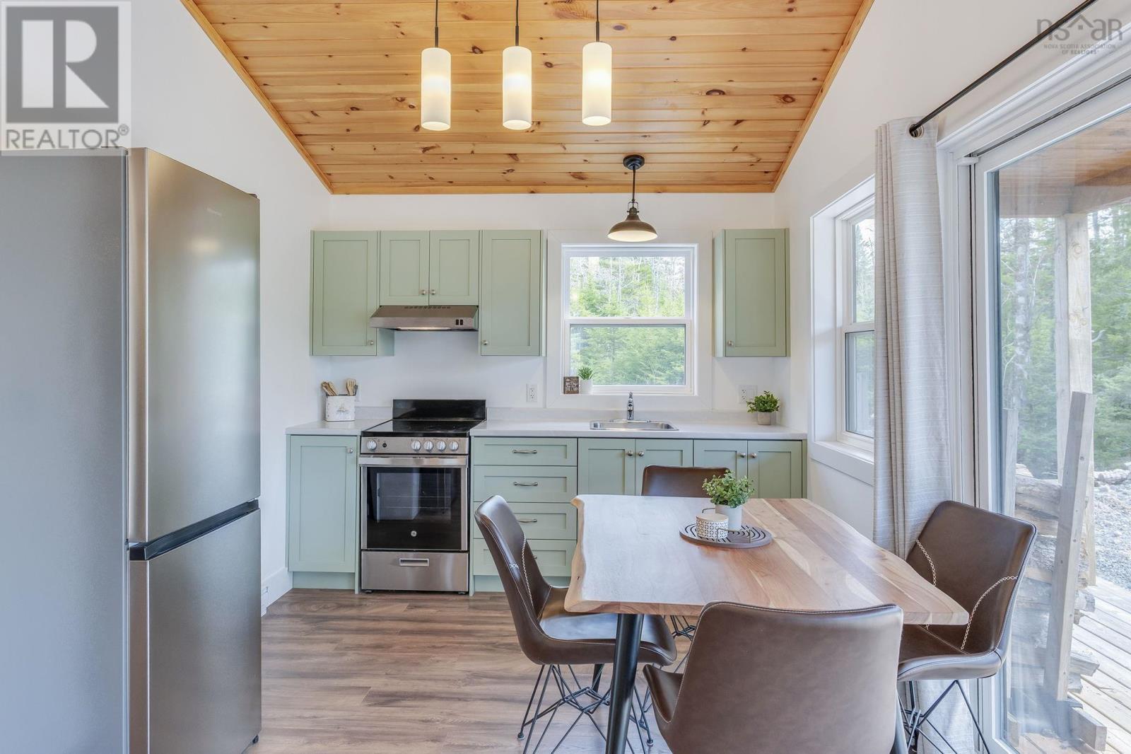 366 Loon Lake Drive - 4