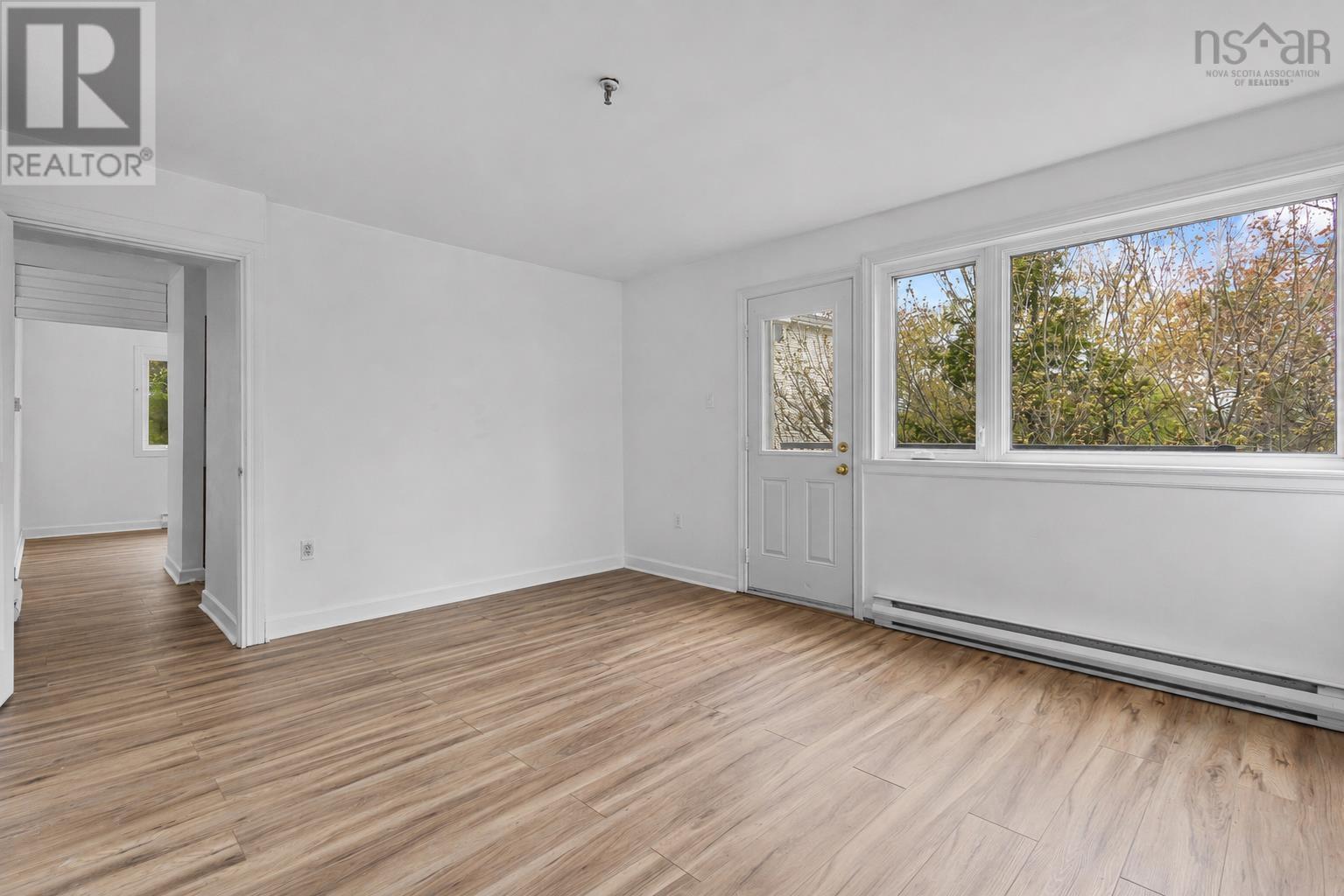 #303 131 Farnham Gate Road - 15