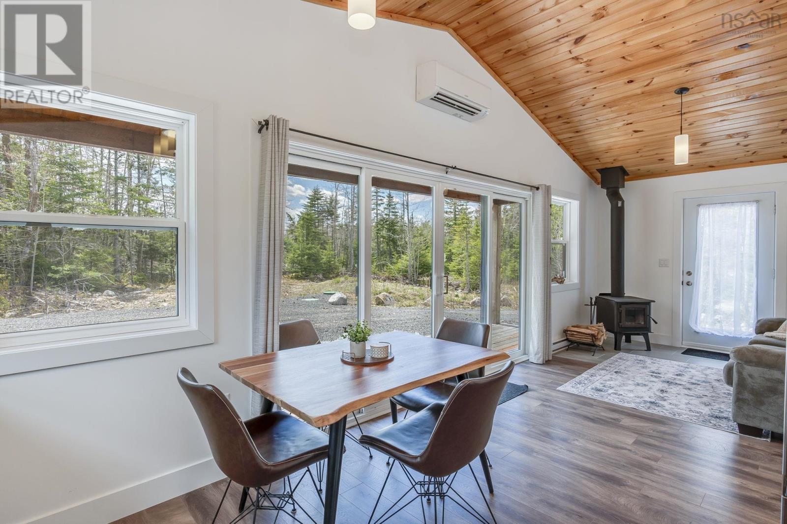 366 Loon Lake Drive - 7