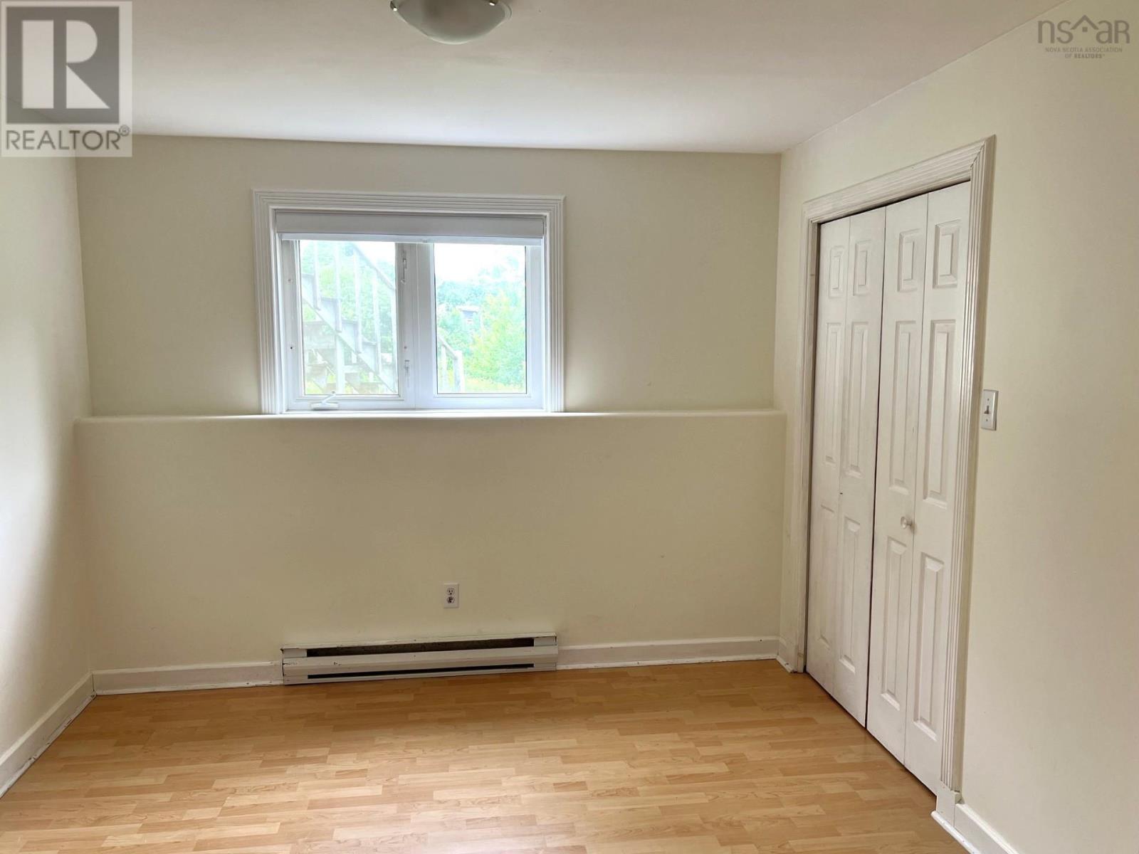 8 Iona Road - 39