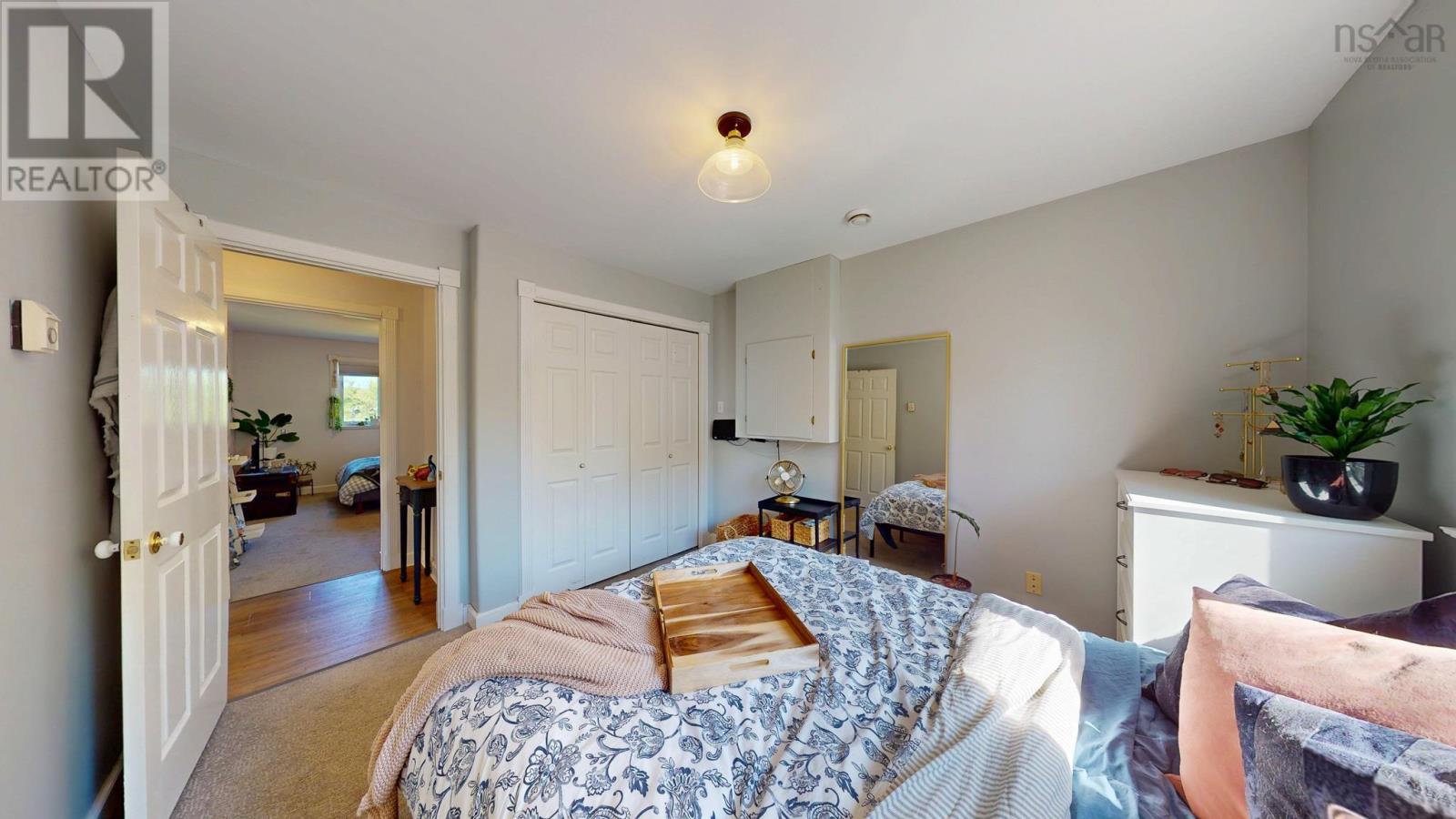8 Iona Road - 29