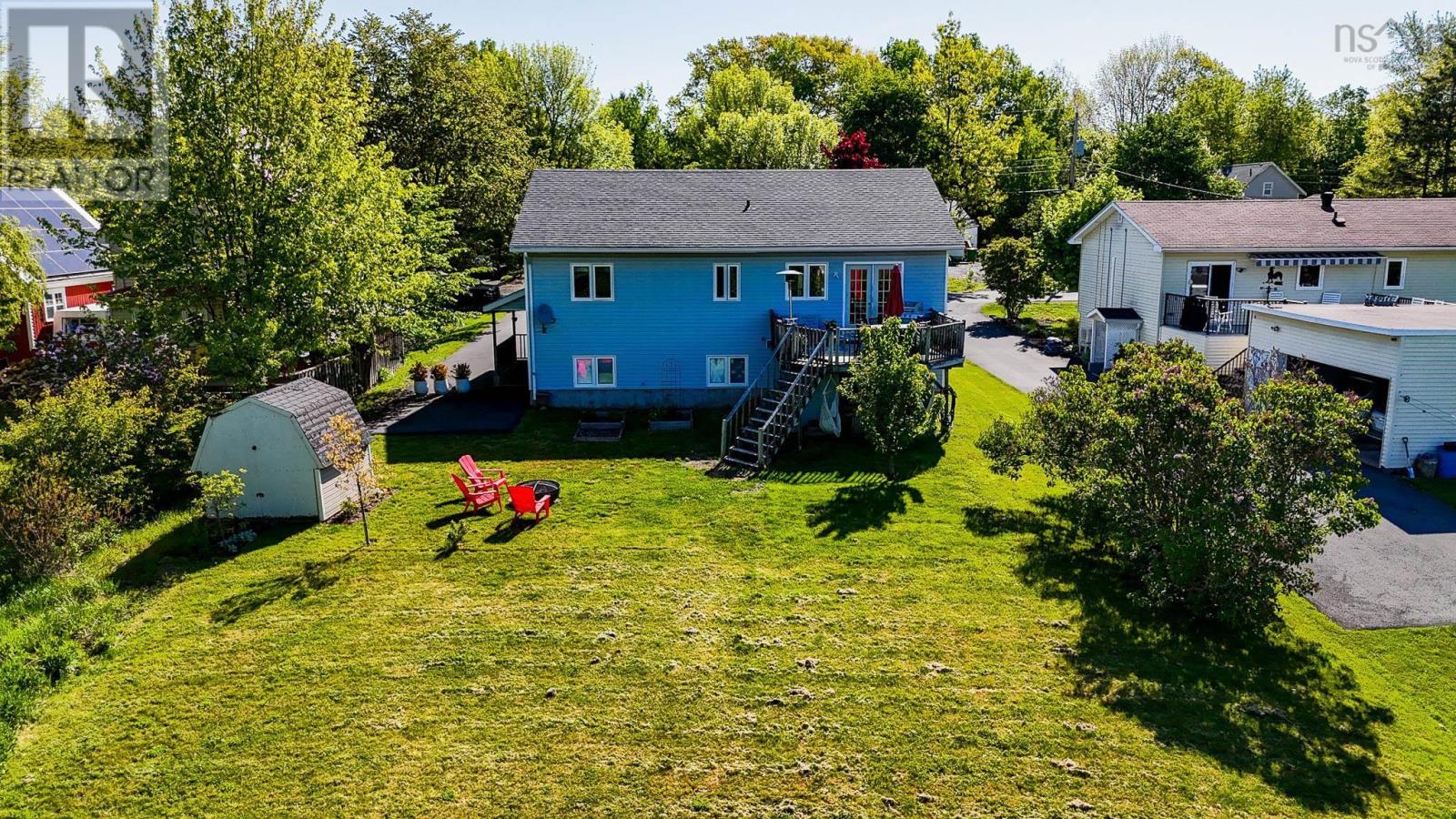 8 Iona Road - 3