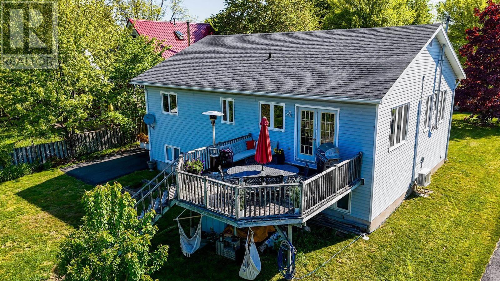 8 Iona Road - 4