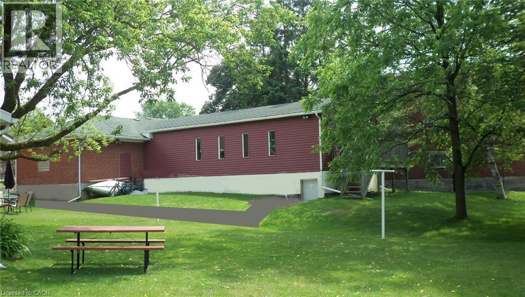 160 ERB Street E - 3