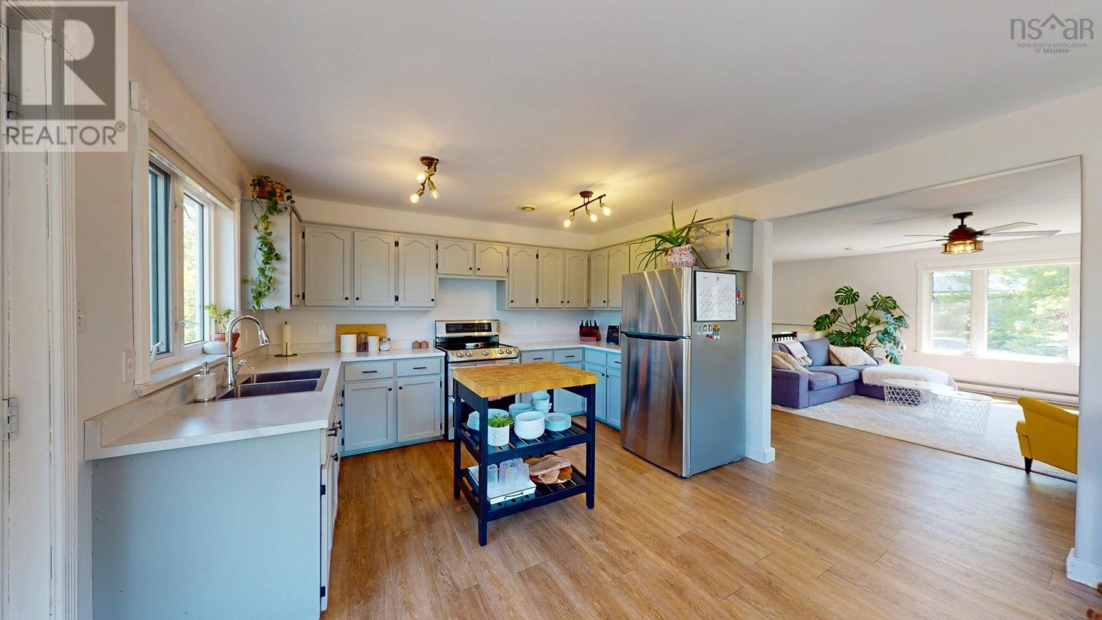 8 Iona Road - 15