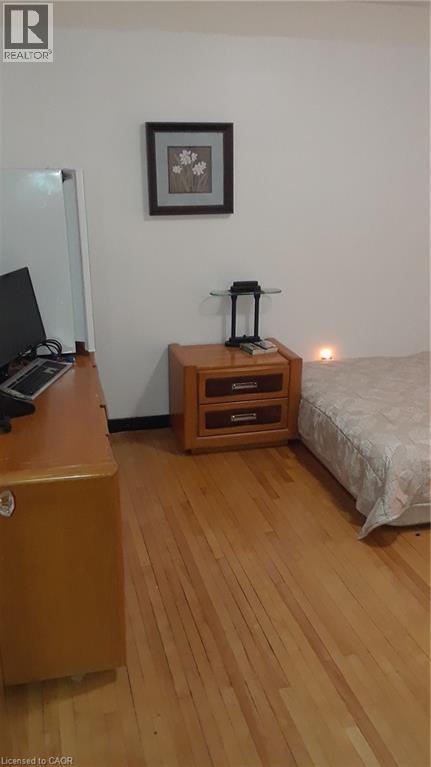 160 ERB Street E - 9