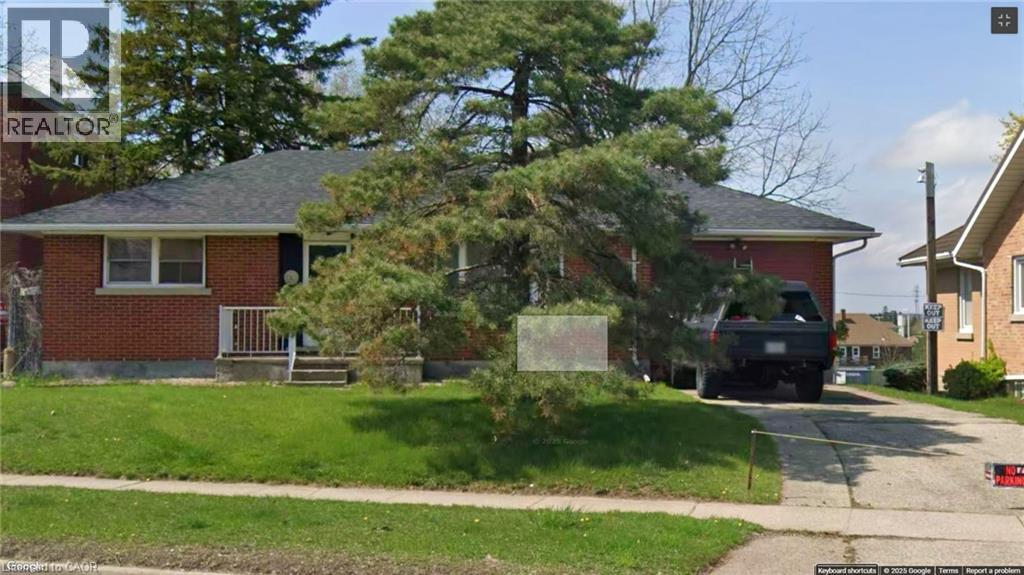 160 ERB Street E - 2