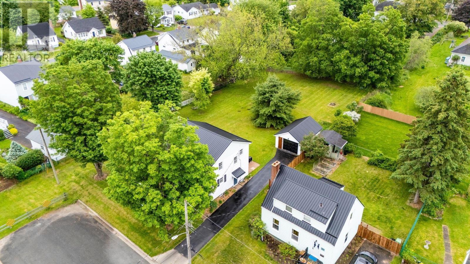 90 Churchill Street - 29