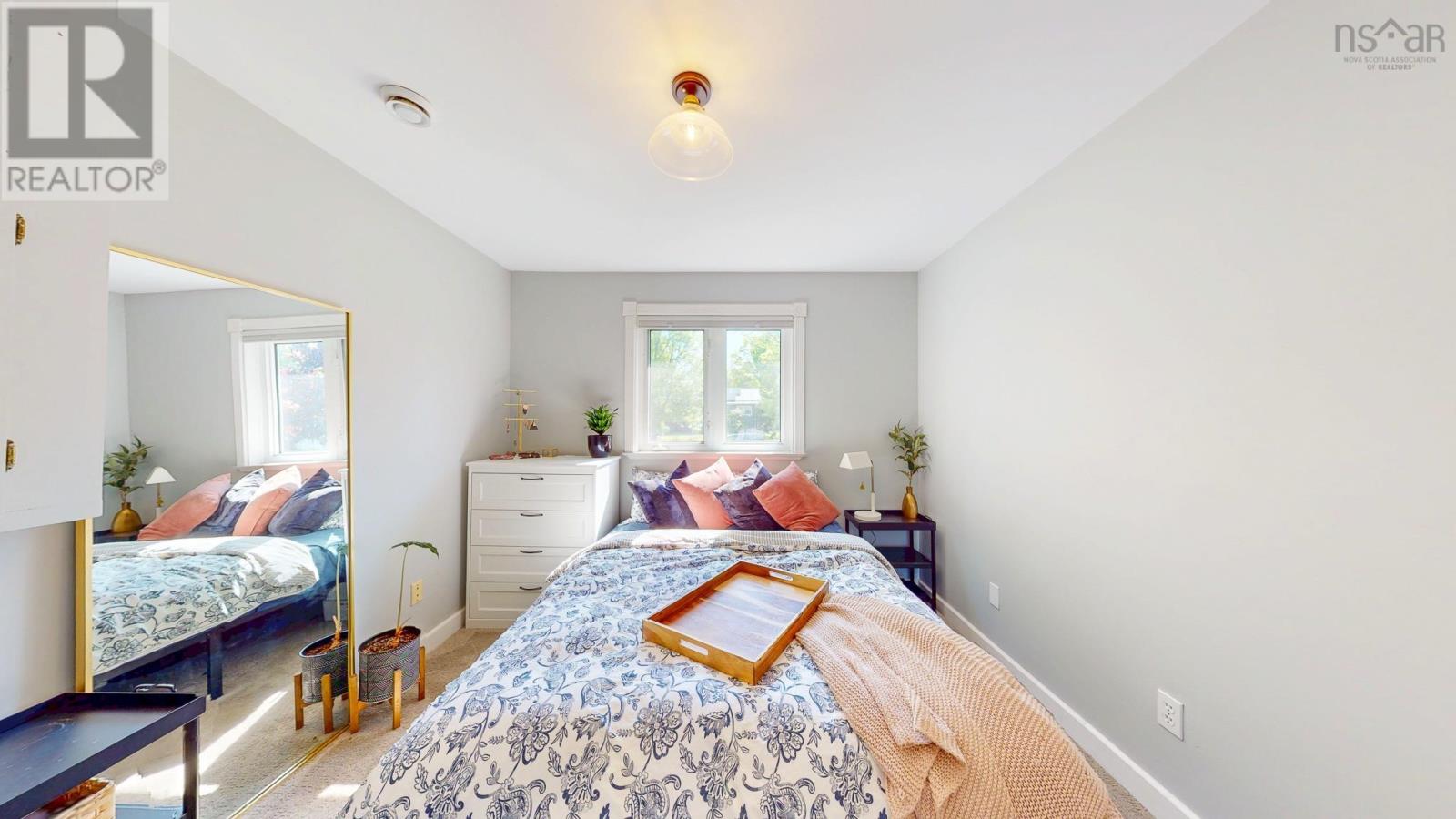 8 Iona Road - 30