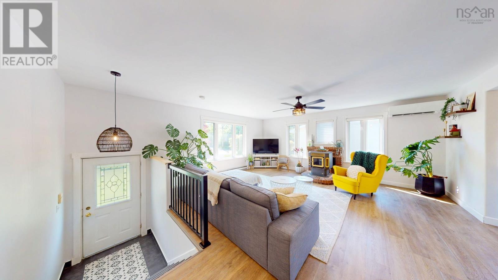 8 Iona Road - 7