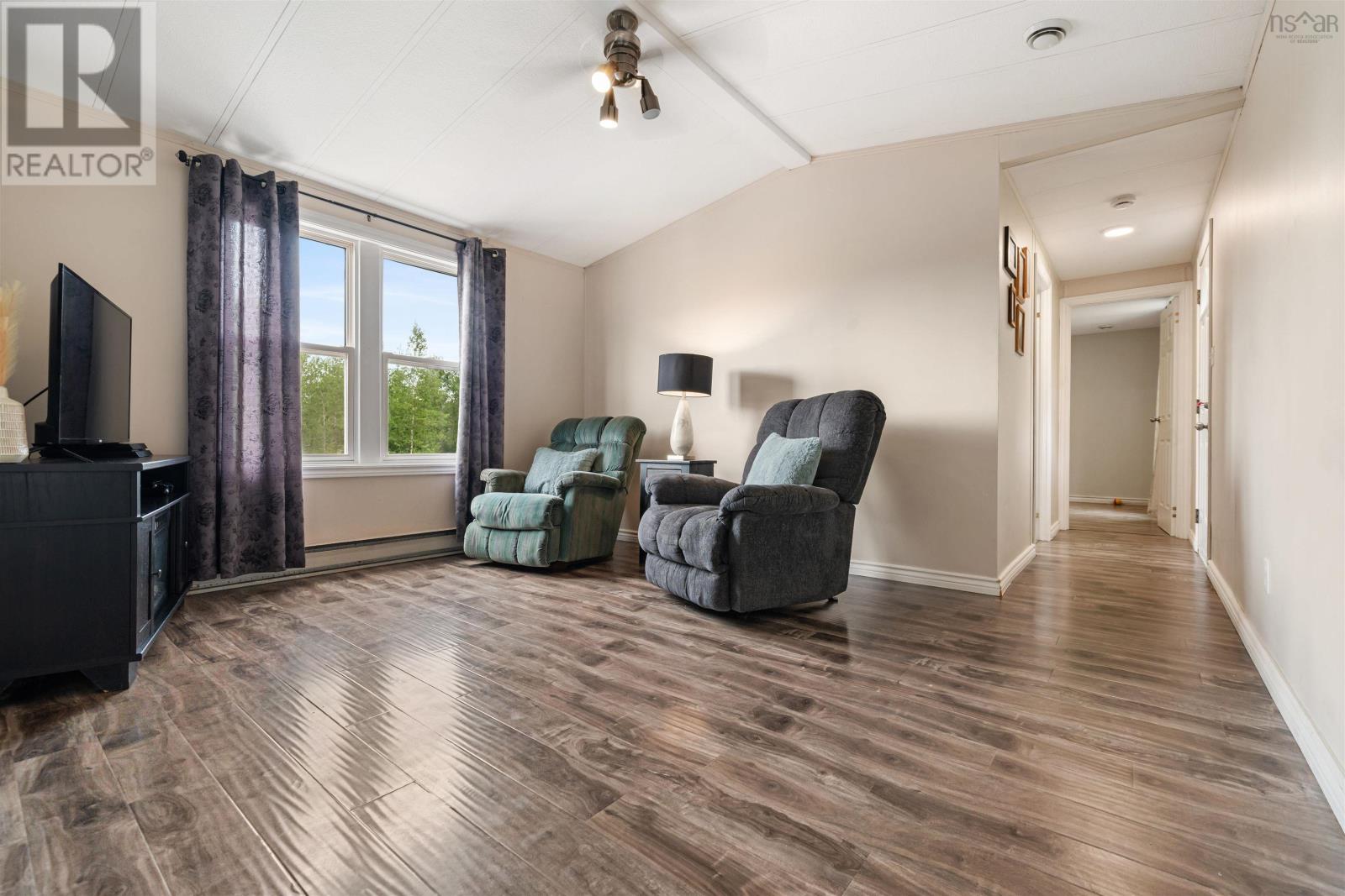 271 Glenmore Road - 16