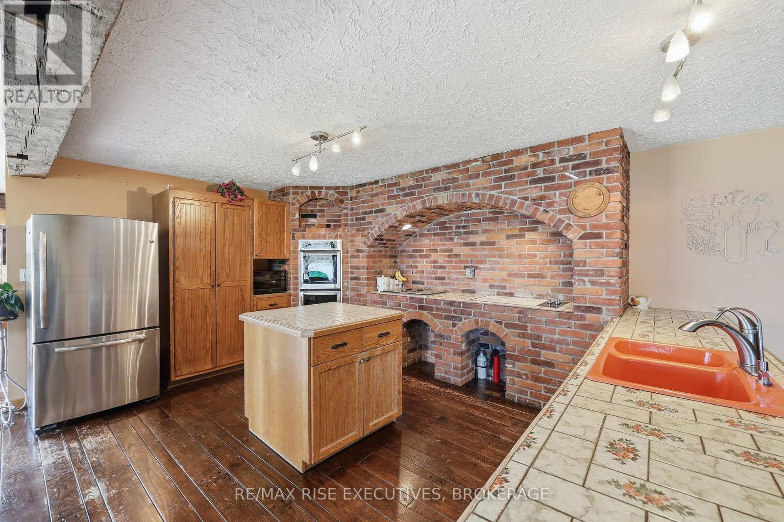 5054 LOWER ROUND LAKE ROAD - 22