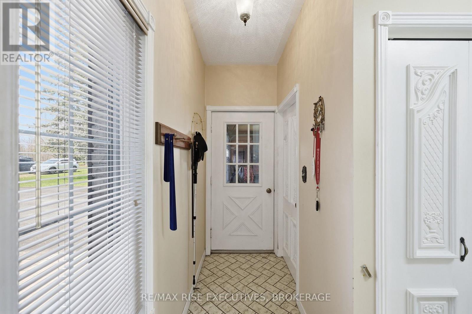 5054 LOWER ROUND LAKE ROAD - Image 26