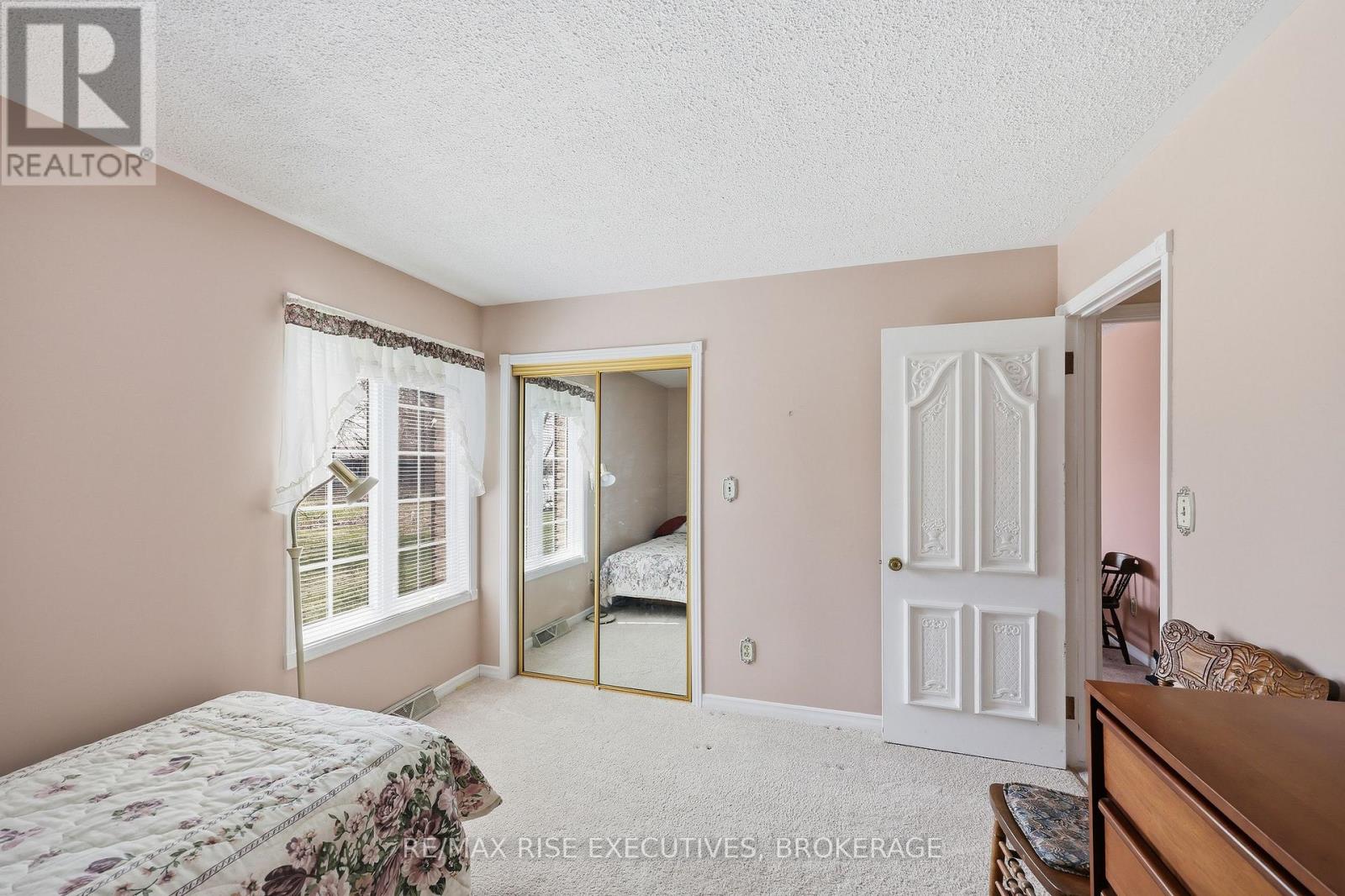 5054 LOWER ROUND LAKE ROAD - Image 35