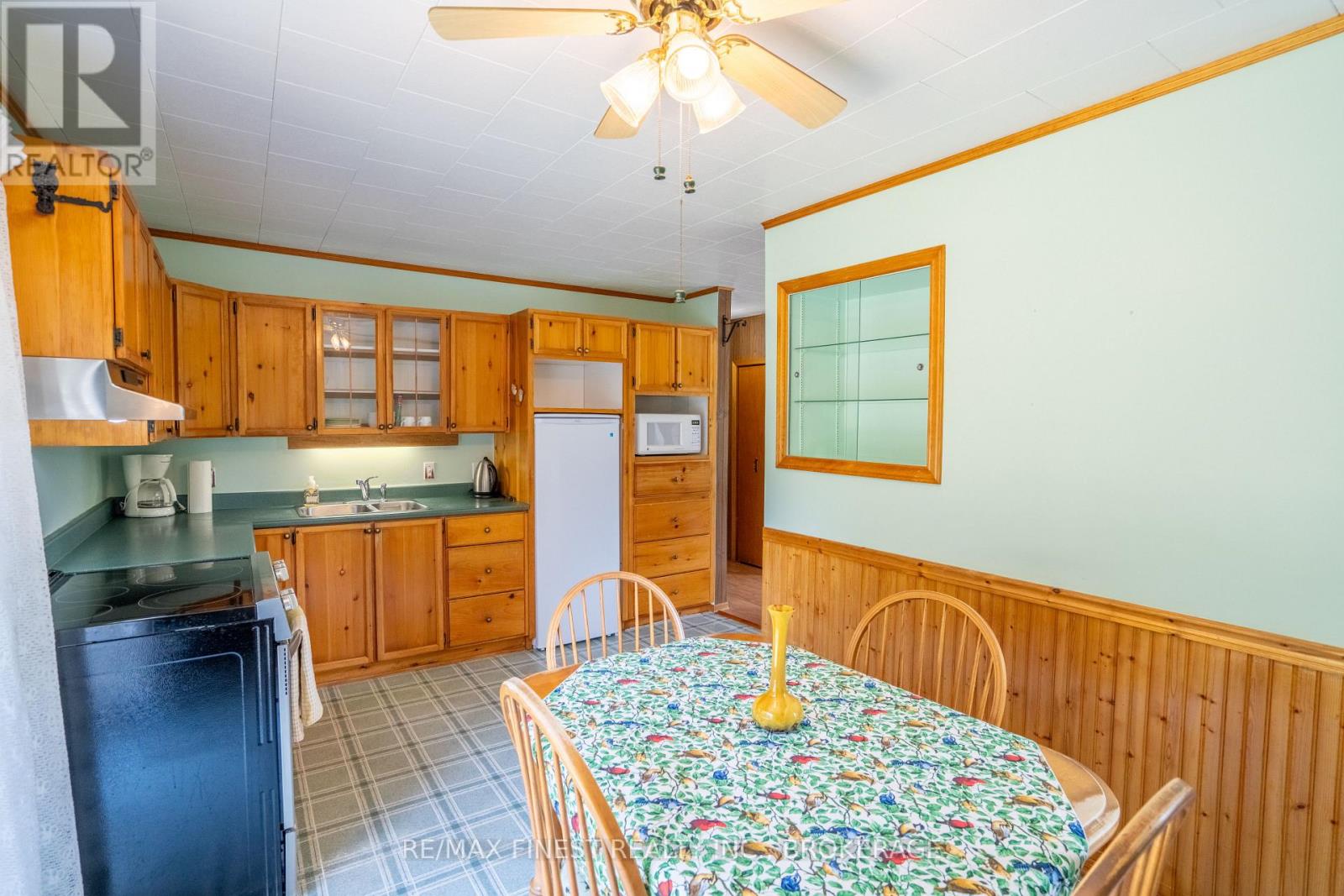 1031 JAMES ROAD - Image 10