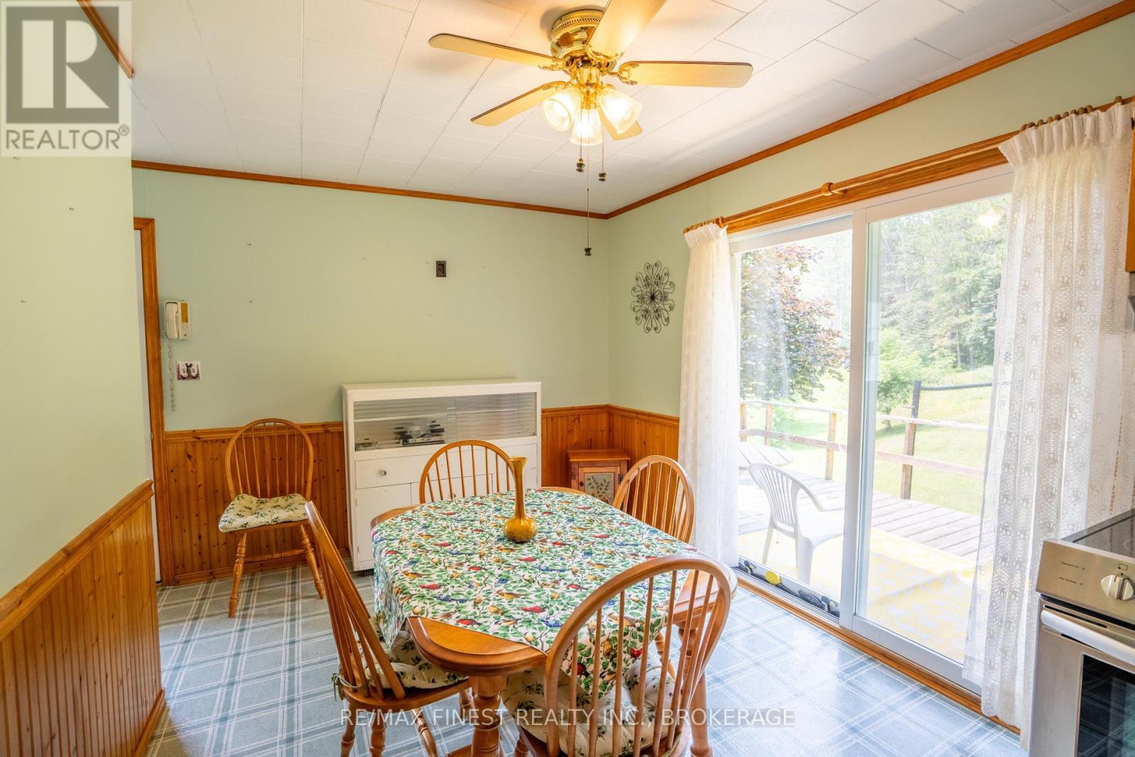 1031 JAMES ROAD - 11