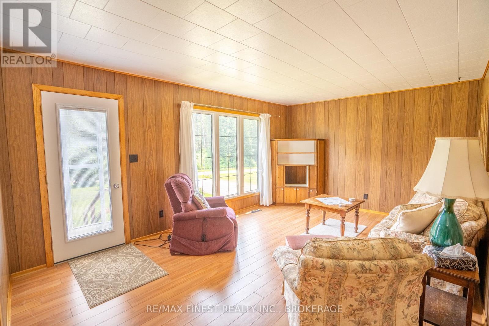1031 JAMES ROAD - 17