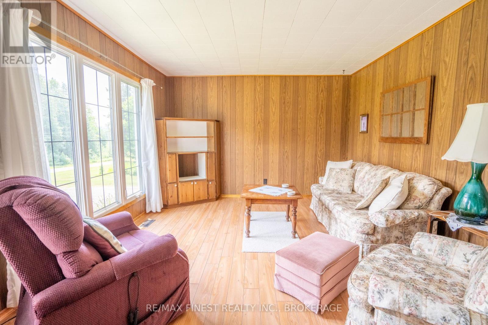 1031 JAMES ROAD - Image 18