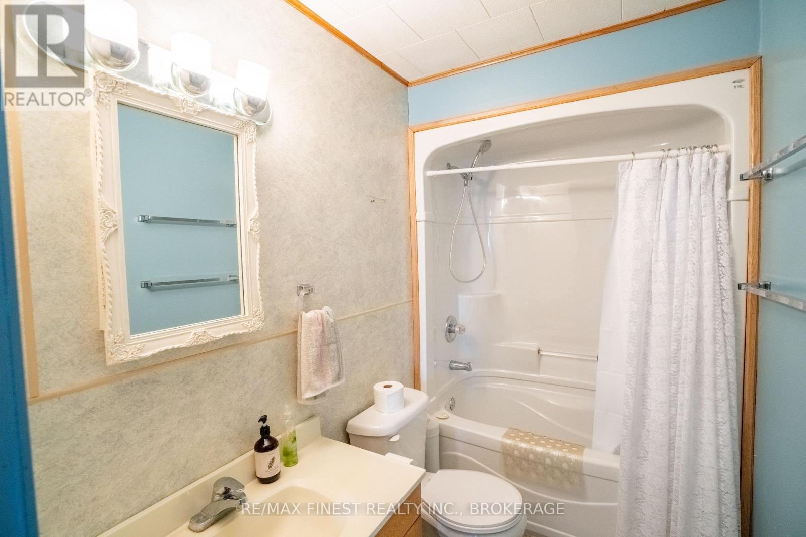 1031 JAMES ROAD - Image 28