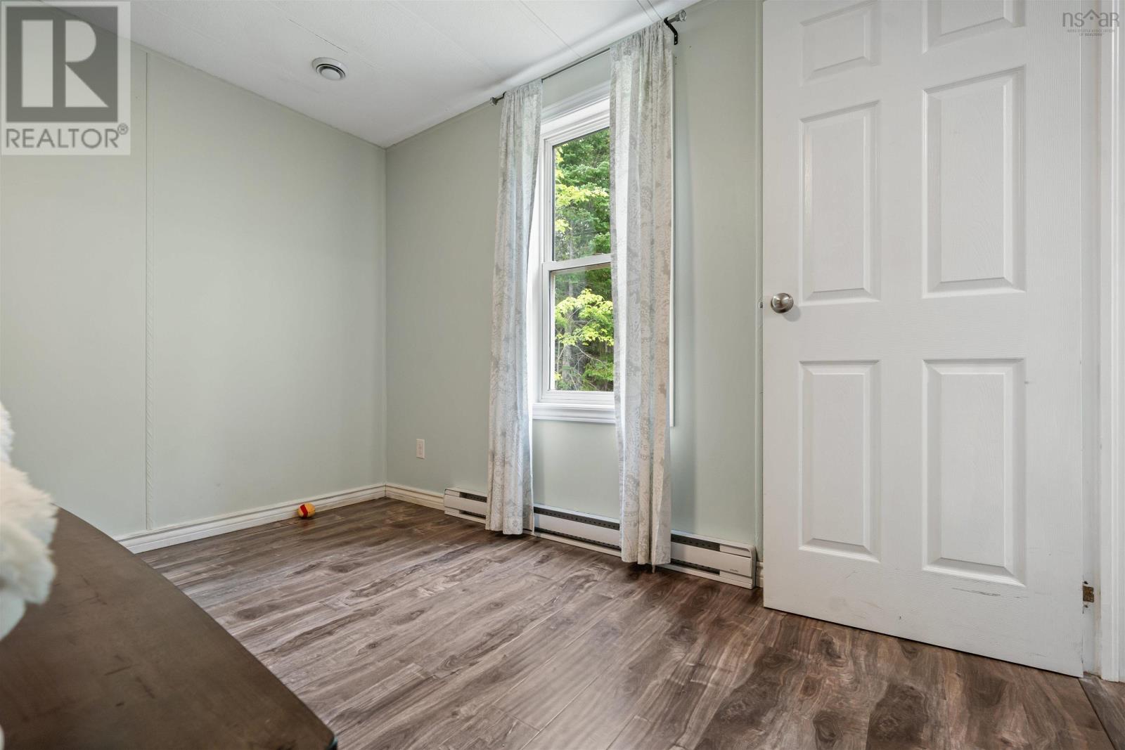 271 Glenmore Road - 20