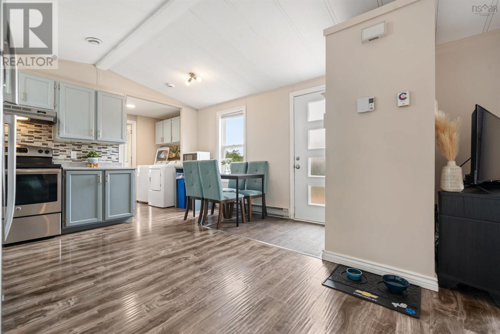 271 Glenmore Road - 10
