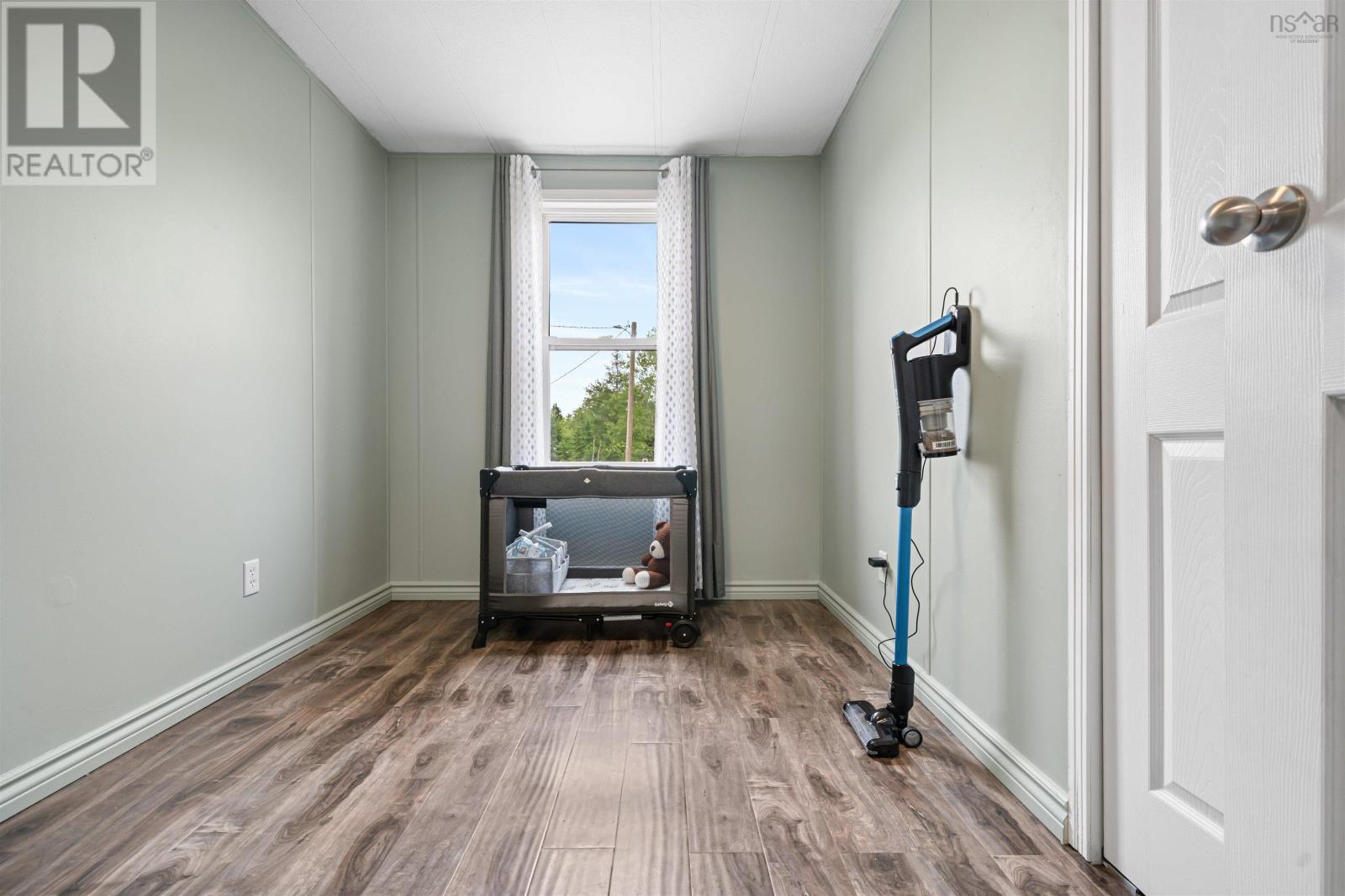 271 Glenmore Road - 18