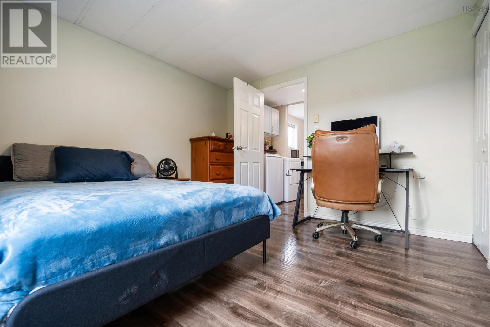 271 Glenmore Road - 31
