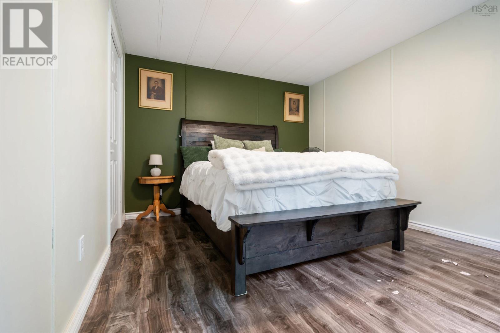 271 Glenmore Road - 19
