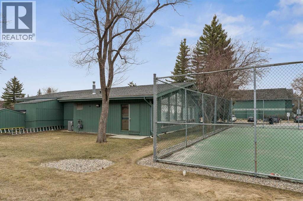 #3202 315 Southampton Drive SW - 22