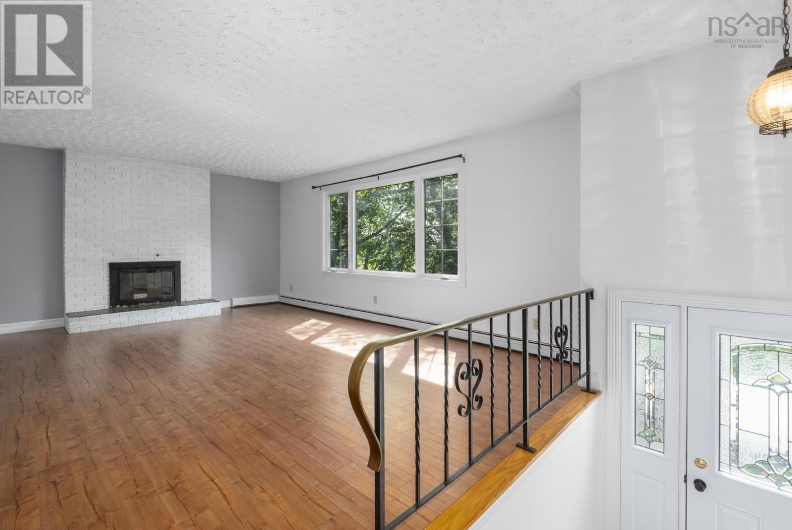 1 Silverside Drive - 3