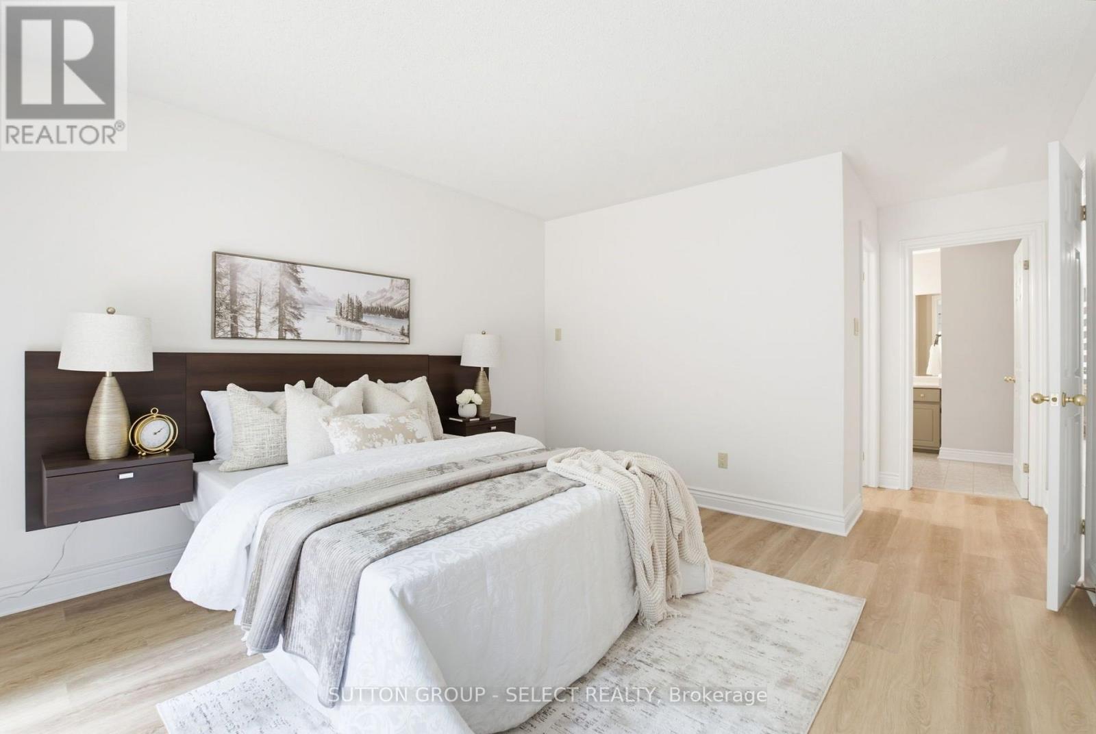 #28 40 QUINELLA DRIVE - 14