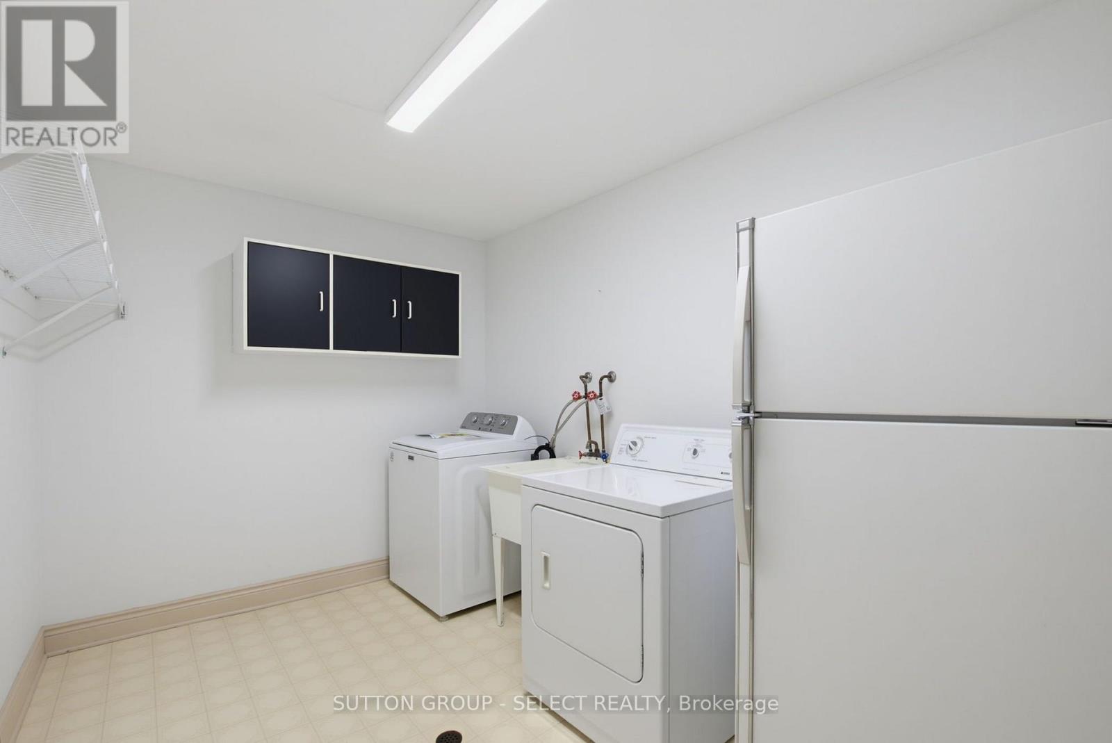 #28 40 QUINELLA DRIVE - 25