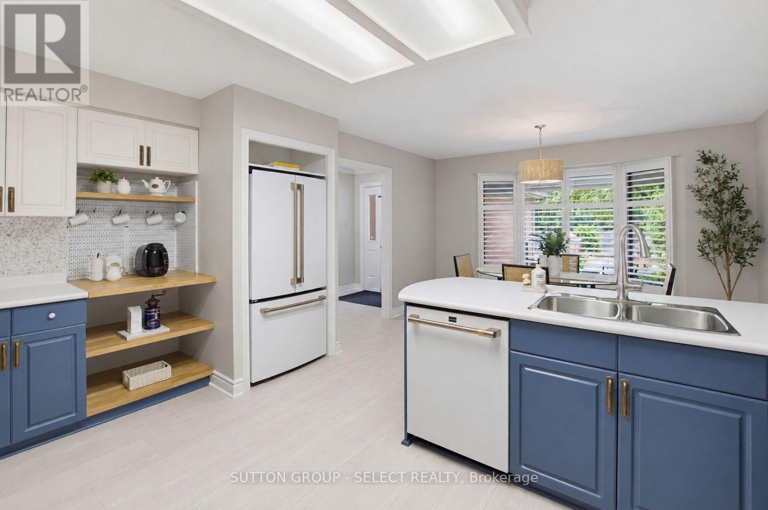 #28 40 QUINELLA DRIVE - 9