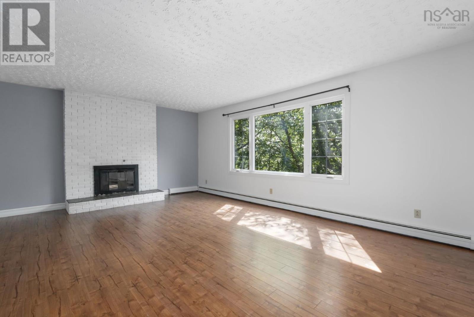 1 Silverside Drive - 4