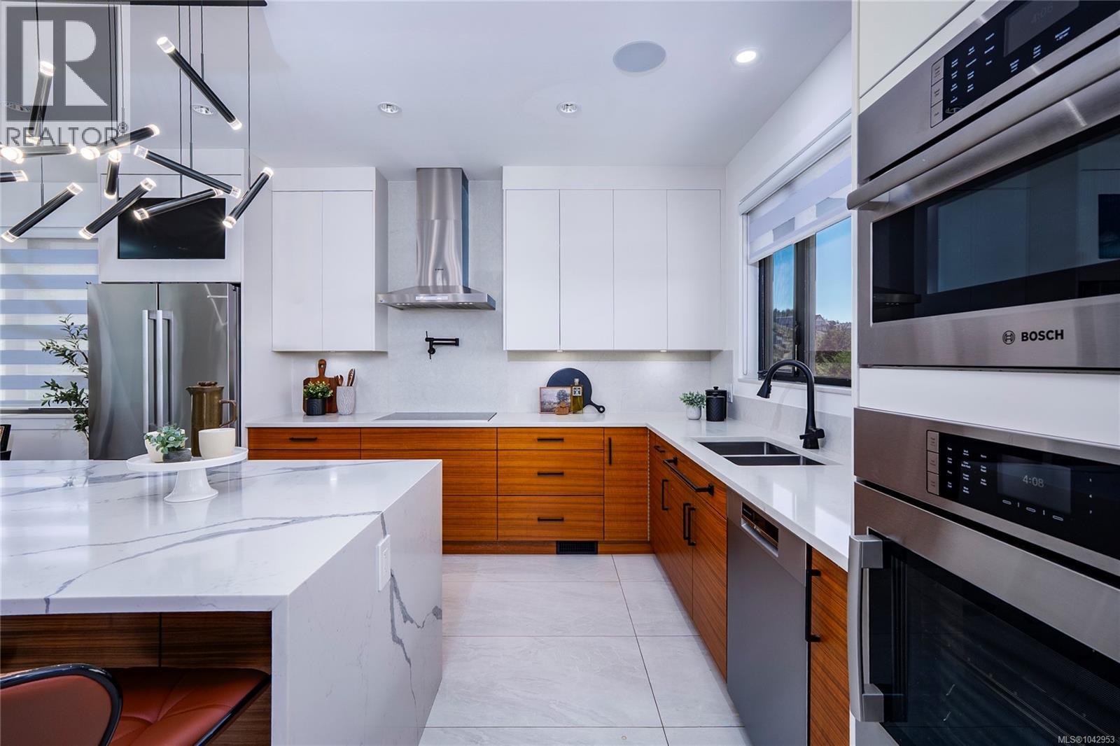 6334 Nevilane Dr - 24