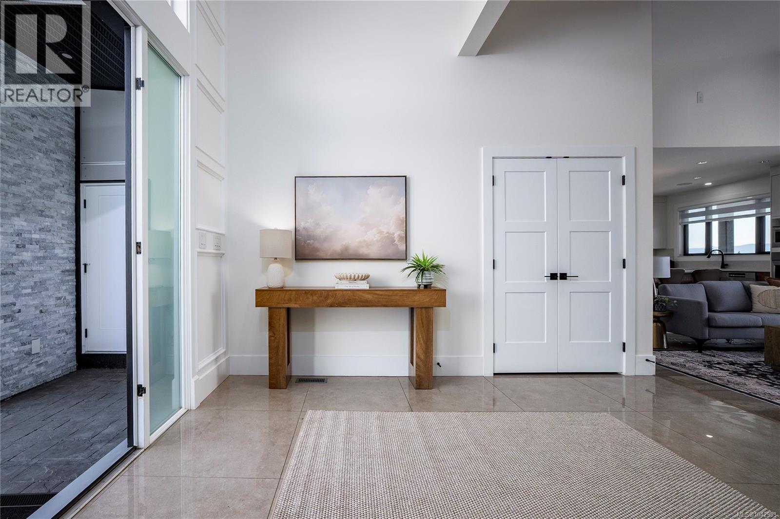 6334 Nevilane Dr - Image 6