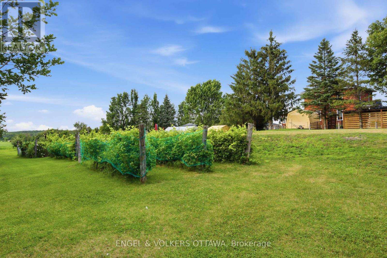 20923 COUNTY ROAD 25 - 44