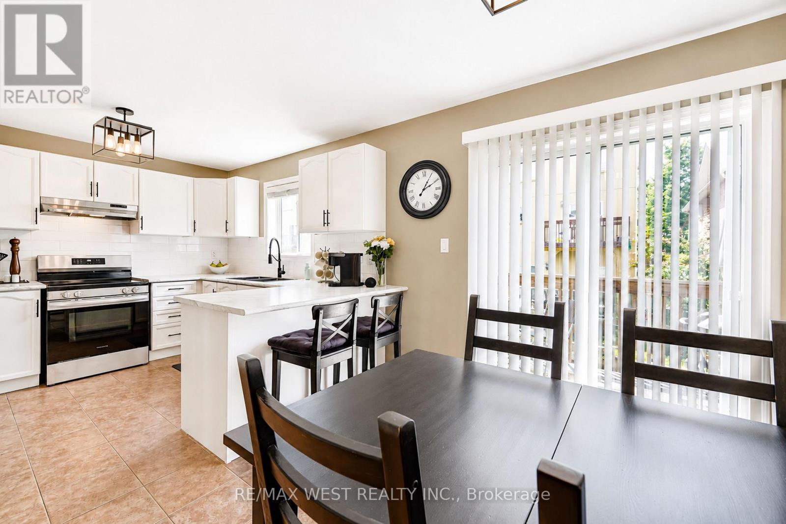 176 GAIL PARKS CRESCENT - Image 8