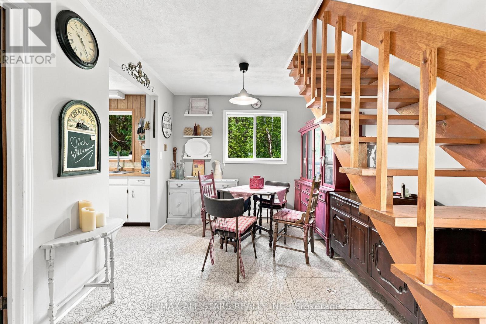 55 LINDA ROAD - 13