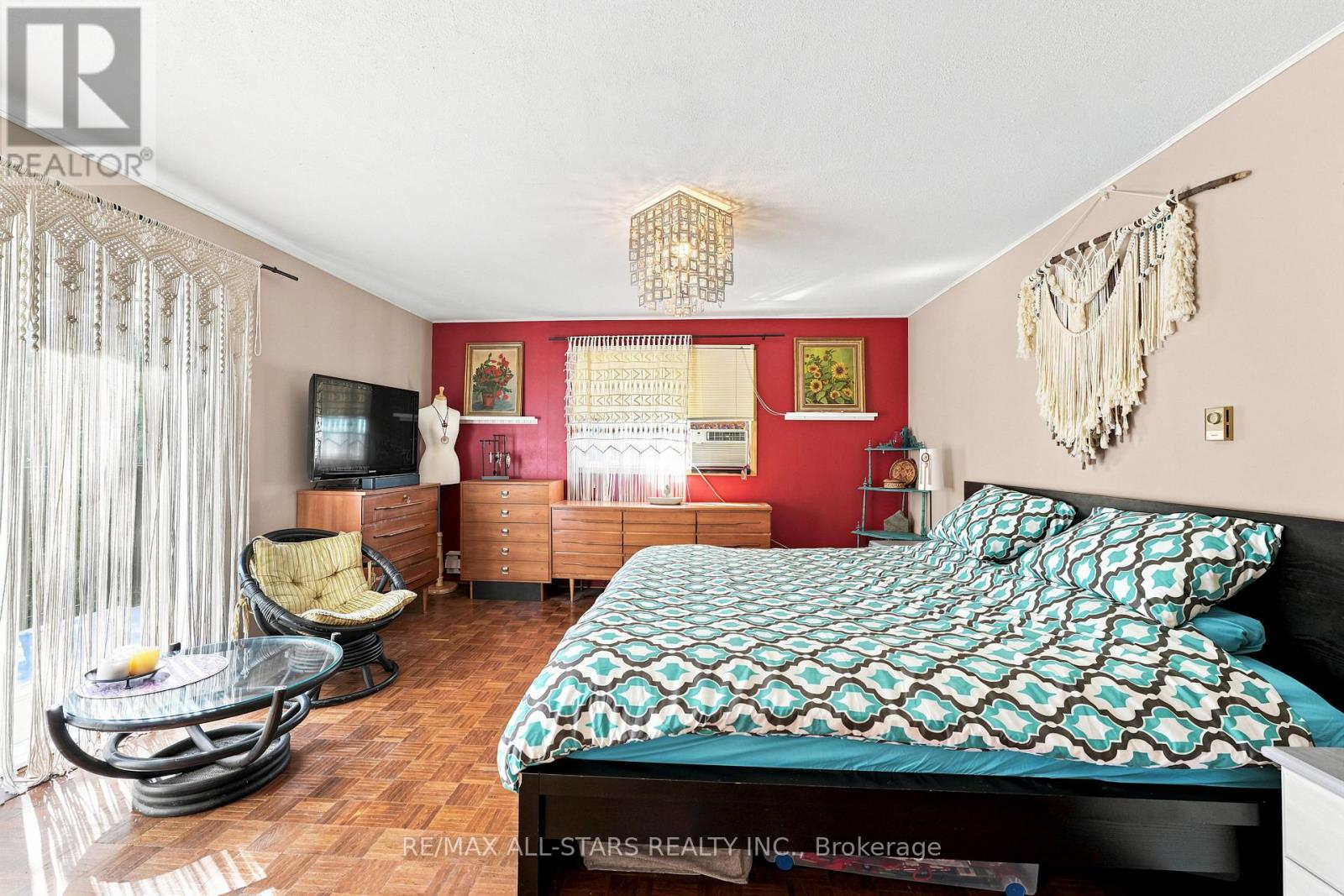 55 LINDA ROAD - 22