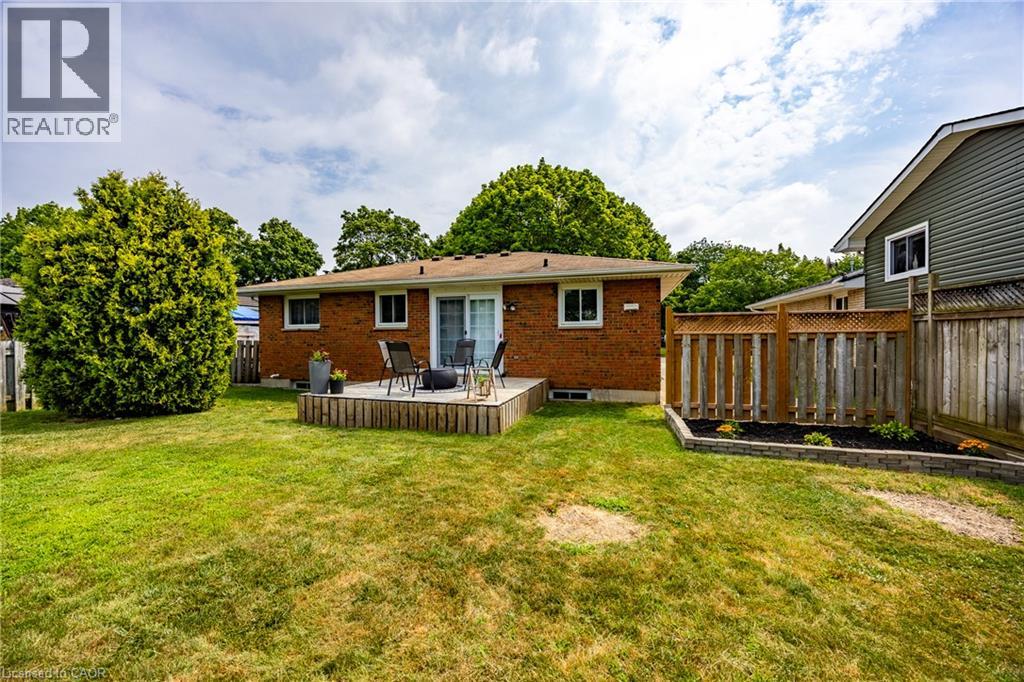 53 MILLER Crescent - 4