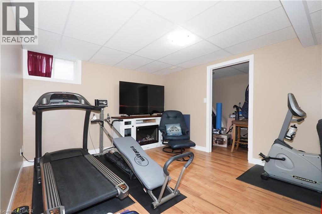 565 SPRINGWATER Drive - 27