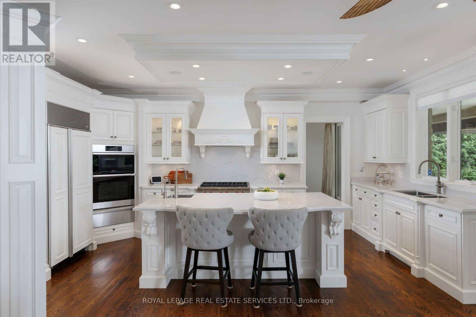 70 SHOREWOOD PLACE - Image 13