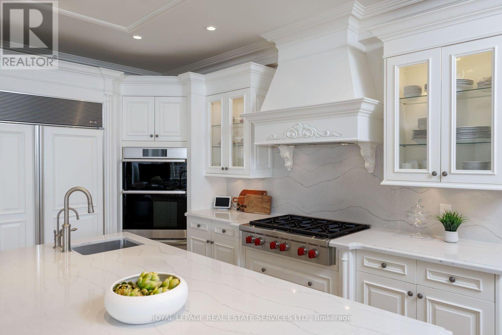 70 SHOREWOOD PLACE - Image 14