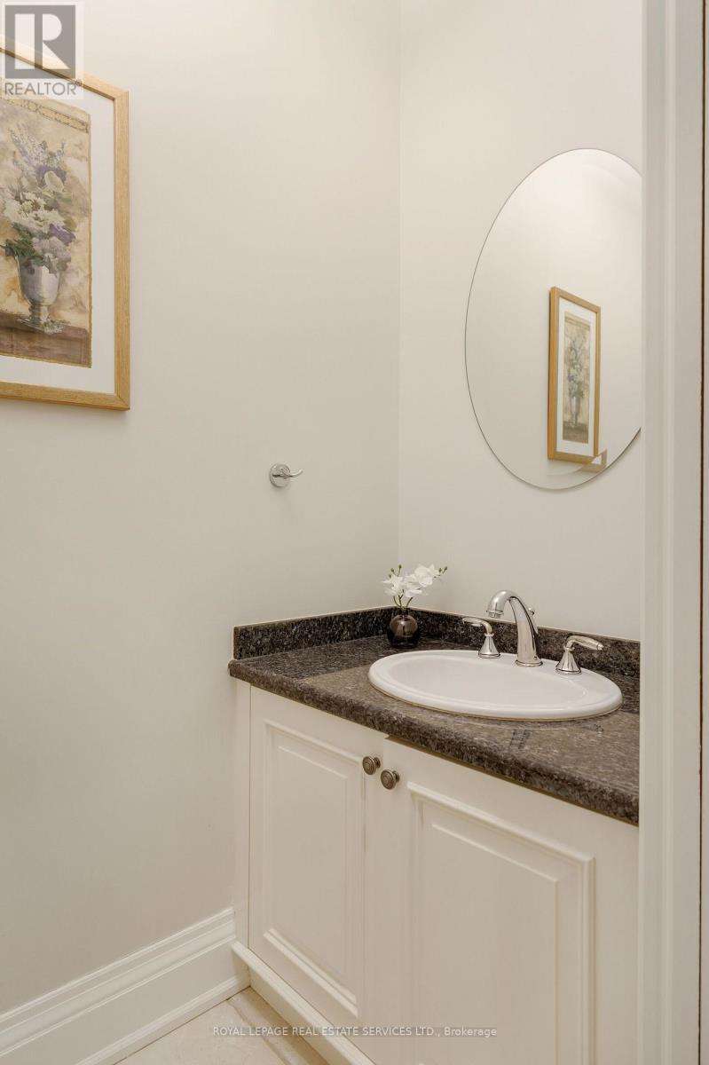 70 SHOREWOOD PLACE - Image 20