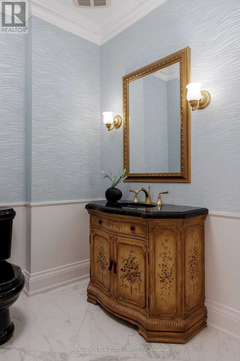 70 SHOREWOOD PLACE - Image 31
