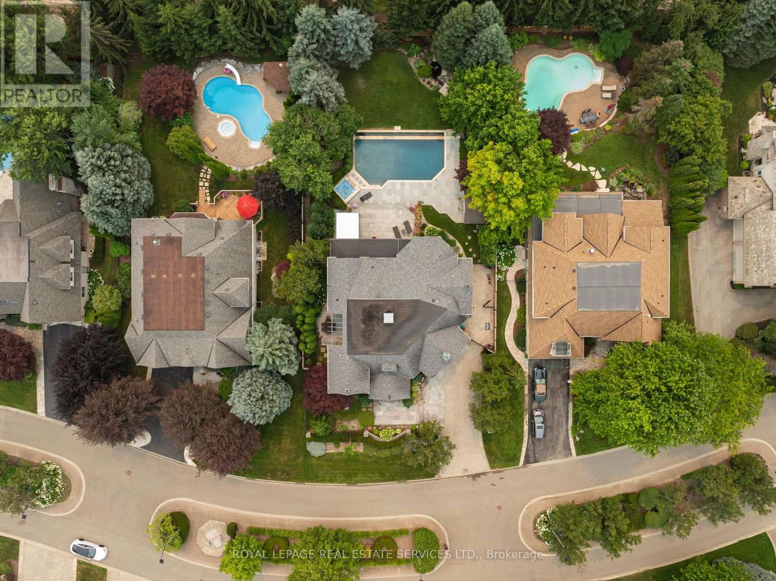 70 SHOREWOOD PLACE - Image 45