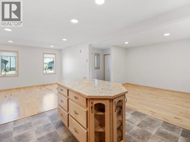 61 WYVERN AVENUE - 13