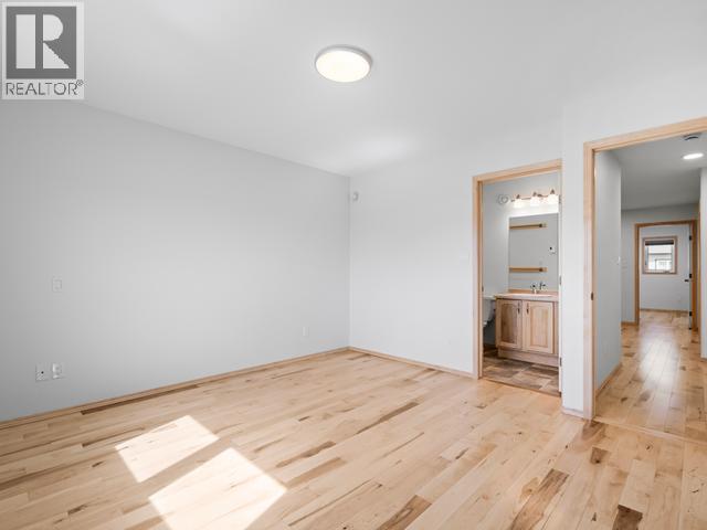 61 WYVERN AVENUE - 20